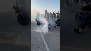 YAMAHA MT15 Burn out Non- Stop #yamaha #burnout #virlshorts ​⁠@Juster_rider_10_oct