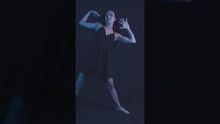 The Beautiful Artistry of Ballerina Legs and Feet #shorts #performance #happyfeettutorial #women