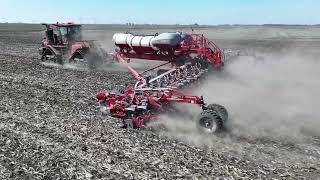 Soybean Planting in Central IL w/ Case IH 580 Quadtrac & 48rw YieldTrac planter @ Wade Farms 3/22/24