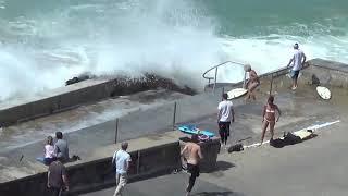 Surf accident in Biarritz - short version - 1054217