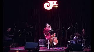 Moon River by Mandy Chan 陈小满 & Marc Mangen trio