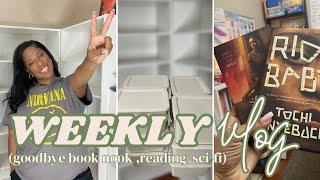 Spend a few days with me (reading sci-fi, packing books, updating reading journal)