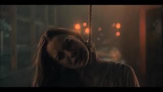 The Haunting of Hill House 01x05 - Bent Neck Lady Scene (Episode 5)