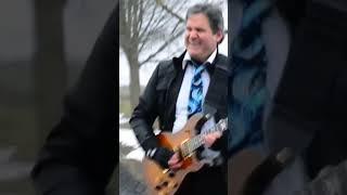 Michael Lewis Guitar Solos - Fleetwood Mac Dreams & Tracy Chapman Give Me One Reason
