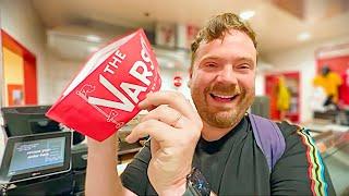 Scottish Guy Tries American Fast Food (The Varsity) in Atlanta for the first time 