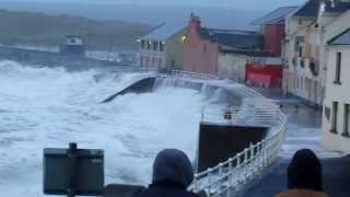 Lahinch Storm - January 2014 by Kevin Slattery