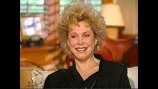 Elizabeth Montgomery: "Dick Sargent is terrific"