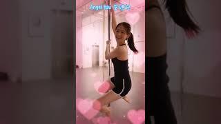 Trying to pole dance｜鋼管舞初體驗｜Angel Hsu 安琪兒