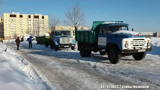 Зимой на автодроме бывает всякое