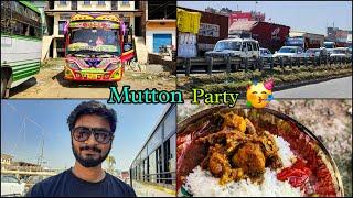 রাস্তার ধারে Mutton Party  রাস্তায় বিশাল Jam কবে বাড়ি পৌছাবো কে জানে ! Maha Kumbh 2025