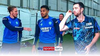 Luke Humphries gives darts MASTERCLASS to Leeds United players! 