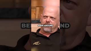 Lady sells an antique Chinese fingernail guard | Pawn Stars