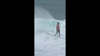 Gabriel Medina getting his 2024 World Title campaign started w/ this foamy excellent Pipe nug