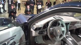The new Porsche 911, (991) inside view