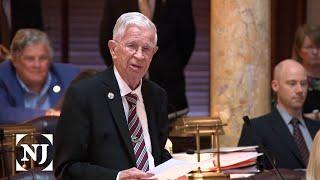 Sen. Sam Thompson switches from GOP to Democrat