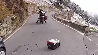 Motorcycle crash on the Stelvio Pass  Why taking bends the right way is important1080p