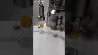 Bottle sealing machine