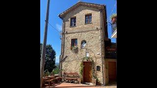 CD1033 Between Perugia and Todi, cosy restored home in a castle village