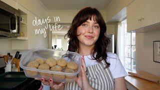 vlog! bake cookies with me + behind the scenes of a filming day