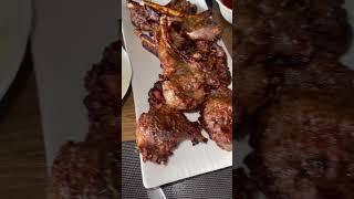 Бараньи рёбрышки очень вкусный шашлык#готовимвместе #шашлык#любовь