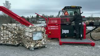 Japa 435 TRE Firewood Processor.