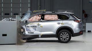 2017 Mazda CX-9 driver-side small overlap IIHS crash test