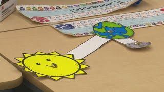 Chicago elementary students learn about the eclipse