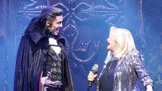 Bonnie Tyler, Filippo Strocchi & the cast of Tanz der Vampire: "Total Eclipse of the Heart"