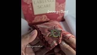 Lariangi Scarf || Red || Wearing Klamby