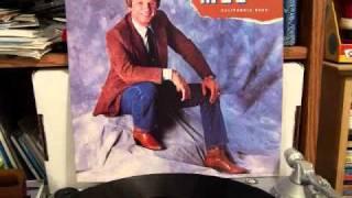 Mel Tillis - Diggin' Up Bones