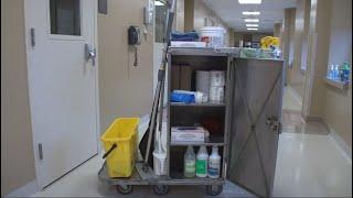 Environmental Cleaning in Healthcare Part 1: Set up the Cleaning Cart (Spanish)