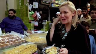 Kirsten Seymour's visit to Rafiq Sweets in Lahore | Dugdugee