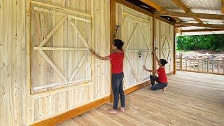 Design and complete the main door manually, install a bedroom door | Building a Wooden House