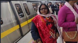 Mummy Baithe Metro Train Mai @prashantbaranwal4080