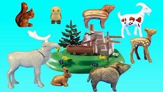 PLAYMOBIL Mountain Wild Animals with Country Backpacker Family Building Set - Animals For Children