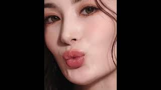 탐스러운 살구가 연상되는 레드와 코랄 컬러의 조합 #에밀리  l 디어달리아