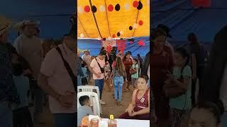 el animador y sus teclados en los cumpleaños de la señora Magdalena en rancho las moras