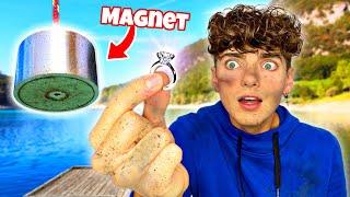 Finding LOST TREASURE At The Bottom Of Lakes!