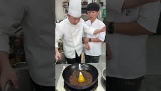 在家做菜 糖色也是一个常用的调料，不会熬的兄弟姐妹们，教程都在这里啦#美食 #热门