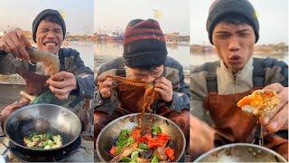 Chinese people eating - Street food - "Sailors catch seafood and process it into special dishes" #48