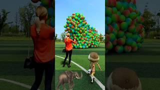 The mascot vibrato assistant placed on the footballfield is popular #vfxgaurav