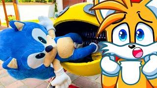 GIANT SONIC vs PACMAN SHREDDER!!!