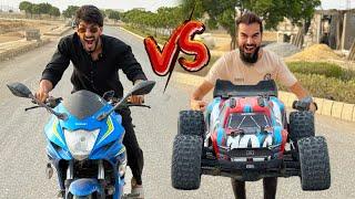 Mishkat khan ki heavy bike aur RC car ki drag race karwa di  Kon jeetey ga aaj ?