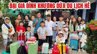 Đại gia đình Khương Dừa du lịch miền Trung, hy vọng hành trình gặp nhiều bà con yêu thương