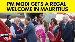 PM Modi News | Crowd Welcomes PM Modi With 'Bharat Mata Ki Jai' Chant | PM Modi In Mauritius | N18G