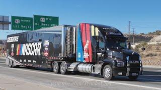 I want to watch Big Trucks in America, Peterbilt and others, Truck Spotting USA