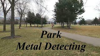 Finding Beautiful Treasures at the City Park! Metal Detecting!