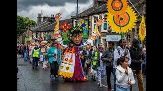 Holmfirth Art Festival Parade 2024