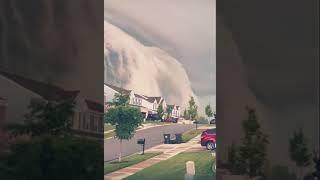 Clouds looking like a hole Tsunami #shorts #viral #creepypasta #clouds