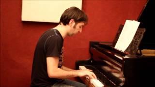 Doctor Who Theme on piano by Frankie Simon